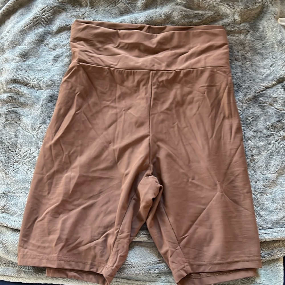 biker shorts